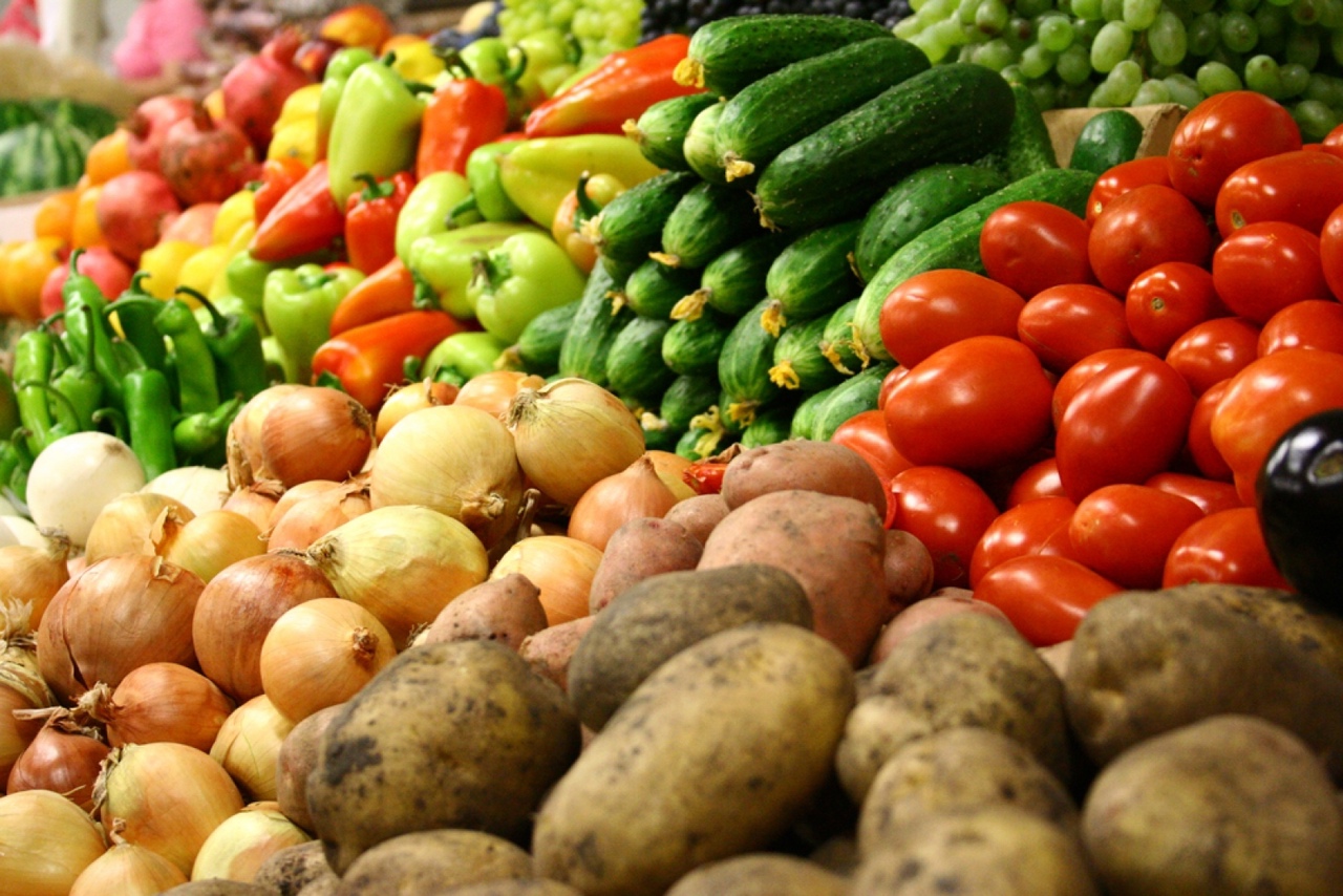 НИФИ Минфина России провел социологический опрос покупателей фруктов и овощей